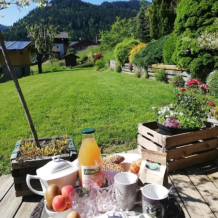 En Petit Dejeuner Inclus